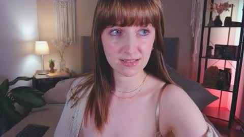 Moa . online show from March 12, 8:59 pm