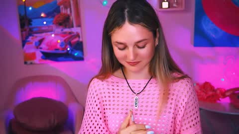 Snapshot of deboralarson chatting on December 13, 1:33 pm Debora online show from December 13, 1:33 pm