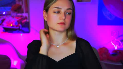 Snapshot of deboralarson chatting on January 22, 11:34 am Debora online show from January 22, 11:34 am