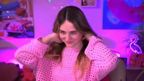 Snapshot of deboralarson chatting on February 17, 10:58 pm Debora online show from February 17, 10:58 pm