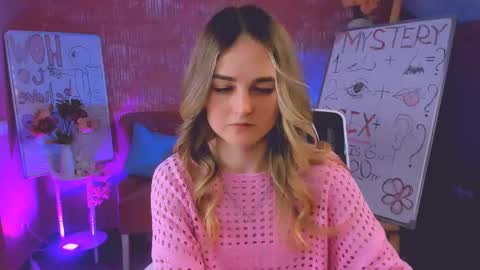 Snapshot of deboralarson chatting on February 21, 8:18 am Debora online show from February 21, 8:18 am