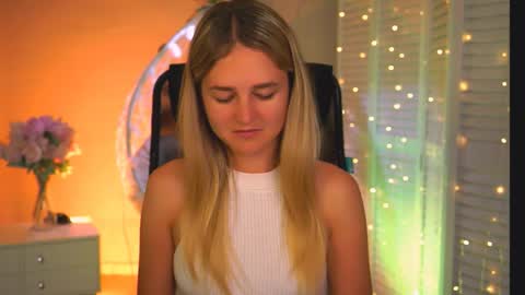 Debora online show from May 12, 3:36 am