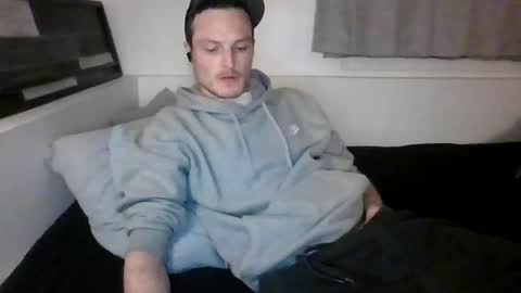 Snapshot of dee4dayz19 chatting on January 7, 2:14 am Dee4dayz online show from January 7, 2:14 am