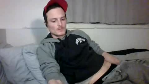 Snapshot of dee4dayz19 chatting on February 11, 3:11 am Dee4dayz online show from February 11, 3:11 am