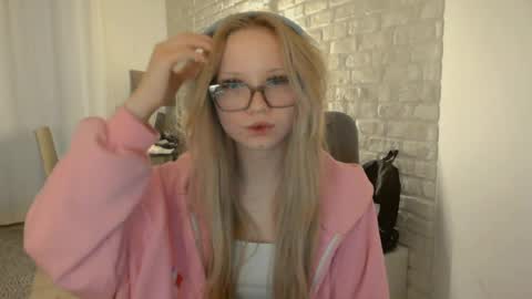 Amanda online show from May 23, 7:29 pm