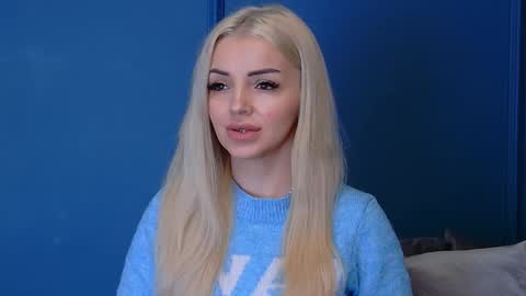 DeeaVIP online show from March 24, 5:45 am