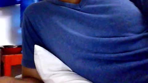 Snapshot of deepak4ualways chatting on September 14, 1:21 pm sandy4umylove2014 online show from September 14, 1:21 pm