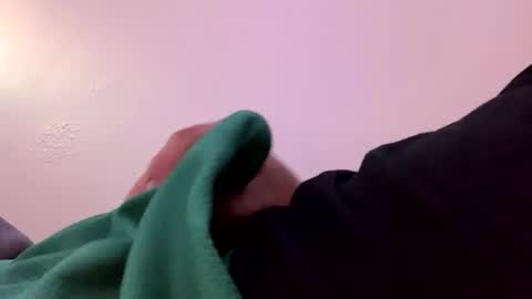 Dee online show from October 2, 5:47 am