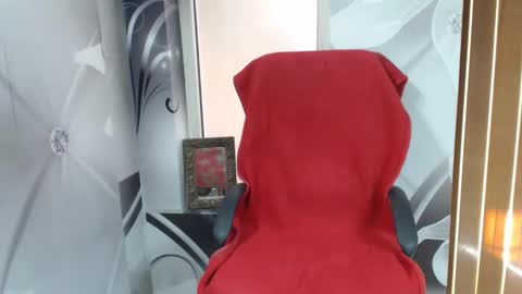 Snapshot of deepintoyourmind chatting on March 11, 9:37 am hi guys i m a cute milf i m here for good time and nice people pls be respectfool and enjoy me online show from March 11, 9:37 am