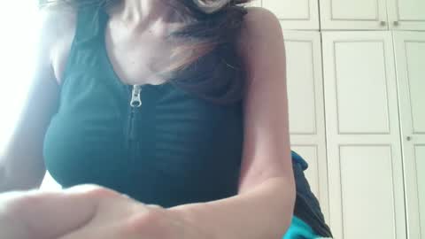 KamiDevi online show from April 12, 11:59 am