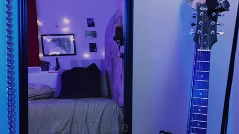 Olive Oakley online show from January 2, 11:38 pm