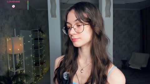 Amy online show from November 30, 7:40 pm