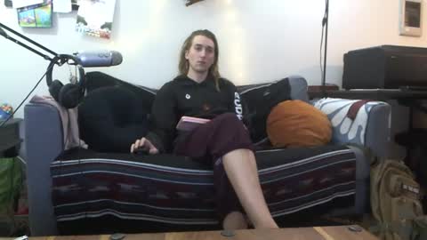 definatelyvegan online show from February 16, 9:27 pm