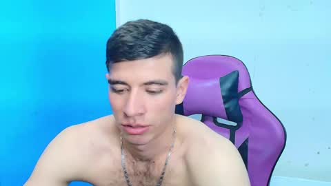 Snapshot of deiby_baby chatting on February 23, 12:19 am DEIBY online show from February 23, 12:19 am