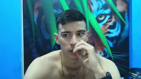 Snapshot of deiby_baby chatting on February 1, 8:51 pm DEIBY online show from February 1, 8:51 pm