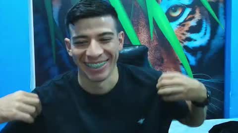 Snapshot of deiby_baby chatting on February 4, 11:20 pm DEIBY online show from February 4, 11:20 pm