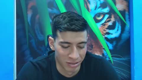 Snapshot of deiby_baby chatting on February 10, 9:52 pm DEIBY online show from February 10, 9:52 pm