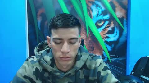 Snapshot of deiby_baby chatting on February 21, 9:10 am DEIBY online show from February 21, 9:10 am