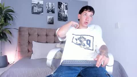 Deiby  online show from March 3, 8:26 pm