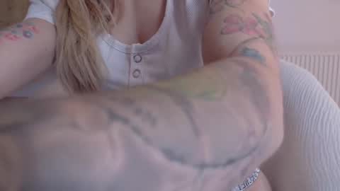 Di online show from February 27, 10:26 am