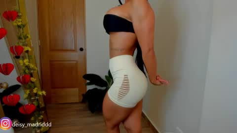 deisymadrid online show from March 13, 7:09 pm