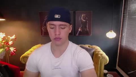 Snapshot of deivid_parker chatting on July 3, 2:23 pm Deivid online show from July 3, 2:23 pm
