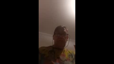 Snapshot of deividbowser chatting on March 24, 12:59 am deividbowser online show from March 24, 12:59 am