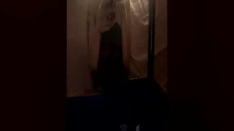 Snapshot of dejmood chatting on June 19, 1:43 am Moodydej online show from June 19, 1:43 am