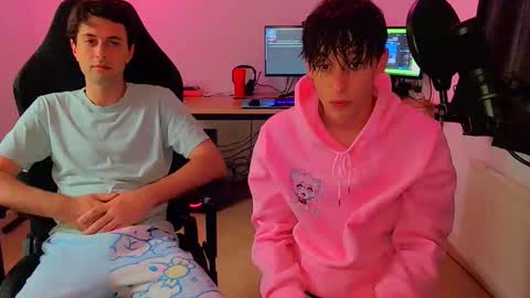 Snapshot of delanoboydg chatting on May 29, 5:44 pm maniaUwU online show from May 29, 5:44 pm