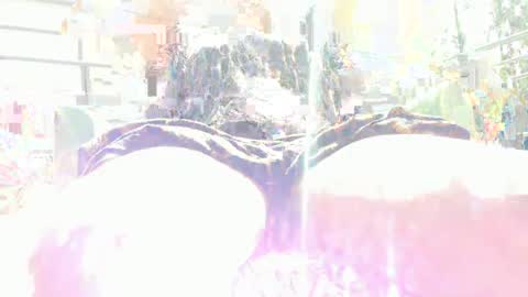 Snapshot of deli_la chatting on July 7, 11:14 am deli_la online show from July 7, 11:14 am