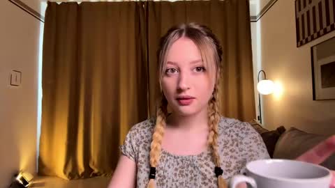 delicaty online show from May 8, 10:20 am