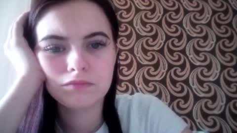 Snapshot of deliciastombaugh chatting on June 17, 5:54 am Kiki online show from June 17, 5:54 am