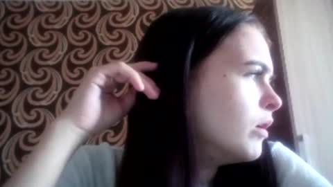 Kiki online show from June 18, 5:08 am