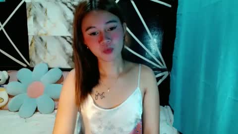 Snapshot of delicious_cum_girlxx chatting on February 16, 12:07 am delicious_cum_girlxx online show from February 16, 12:07 am