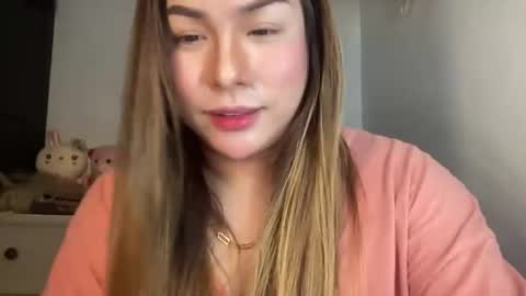 iyalicious online show from February 19, 8:49 pm