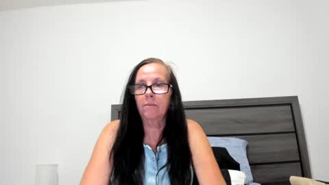 Snapshot of deliciouspeachgoddess chatting on September 12, 2:33 am Delicious Peach Goddess online show from September 12, 2:33 am