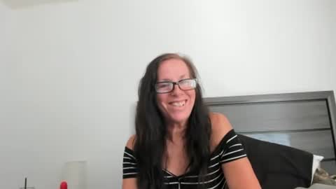 Snapshot of deliciouspeachgoddess chatting on September 14, 9:14 pm Delicious Peach Goddess online show from September 14, 9:14 pm