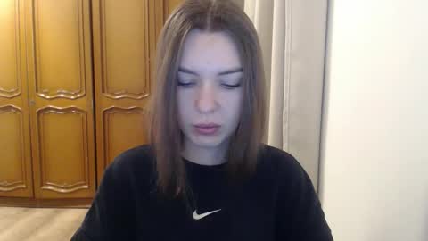 Aurora online show from December 2, 6:30 am