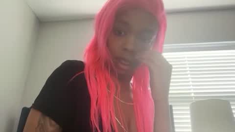 Snapshot of delightfuldark chatting on February 20, 2:39 pm delightfuldark online show from February 20, 2:39 pm