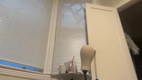 delightfuldark online show from July 14, 1:39 pm
