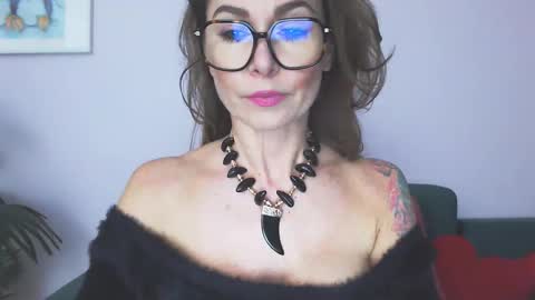 delilah_sweet online show from April 13, 3:17 pm