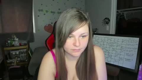 Delilah Fields online show from June 1, 6:20 pm