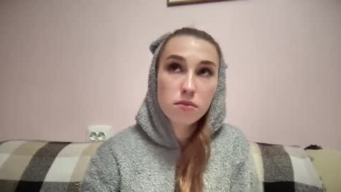 Snapshot of deliverysmile chatting on March 11, 8:42 pm Delivery      online show from March 11, 8:42 pm