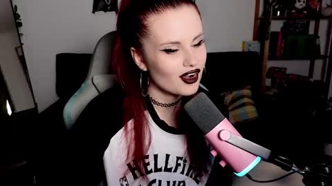 Snapshot of dellacrush_ chatting on November 30, 6:12 pm dellacrush_ online show from November 30, 6:12 pm