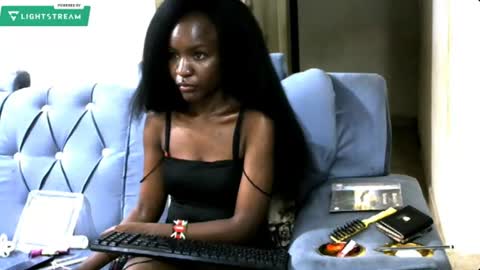 Snapshot of delliciouscandy39 chatting on June 17, 2:03 am Ginger online show from June 17, 2:03 am