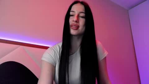 Snapshot of delly_love chatting on April 12, 8:03 pm delly_love online show from April 12, 8:03 pm