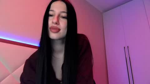 Snapshot of delly_love chatting on April 18, 8:42 pm delly_love online show from April 18, 8:42 pm