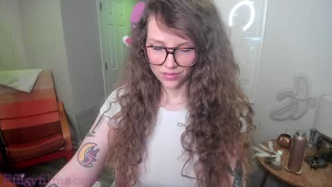 Snapshot of delugeduvall chatting on December 12, 9:26 pm Deluge Duvall online show from December 12, 9:26 pm