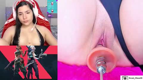 demiii online show from December 17, 6:52 am