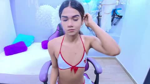 DEMI online show from October 31, 12:50 pm